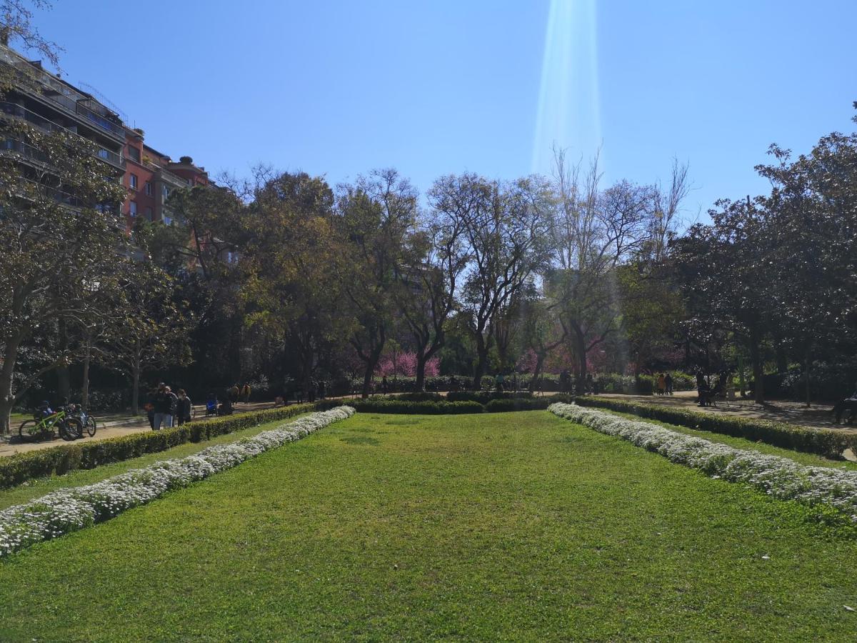 ברצלונה Aparteasy - Turo Park With Lovely Balcony מראה חיצוני תמונה